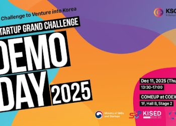 KSGC 2025 Demo Day at COEX showcasing global startups as Phase 3 teams compete, with judges selecting the Top 8 through live pitching sessions.
